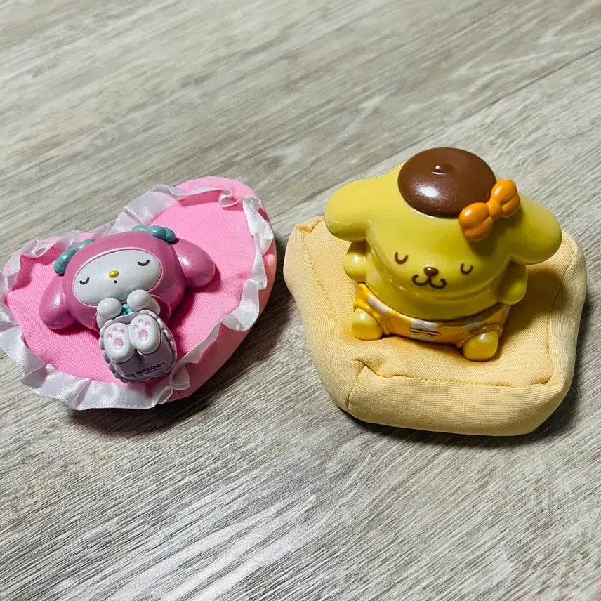 [BUNJANG] Sanrio My Melody & Pompompurin Cushion Set / 산리오 마이멜로디 폼폼푸린 쿠션 세트