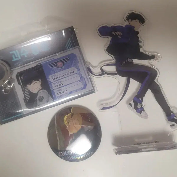 [BUNJANG] Kaiju No. 8 Soshiro Hoshina & Kiko Shinomiya Acrylic Stand, Keychain & Can Badge Bundle Set / 괴수 8호 호시나 소우시로 아크릴 스탠드&키링 시노미야 키코루 캔뱃지
