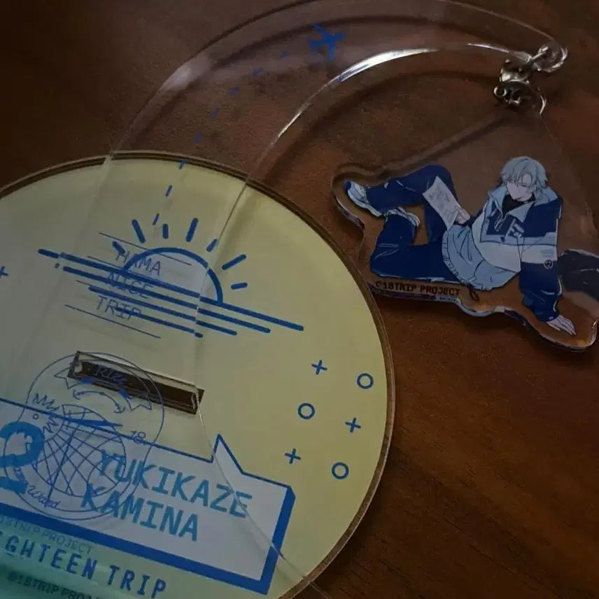 [BUNJANG] 18 TRIP Kaminari Yukikaze Yura Yura Acrylic Stand / 18TRIP 에이트리 카미나 유키카제 유라유라 아크릴 판매