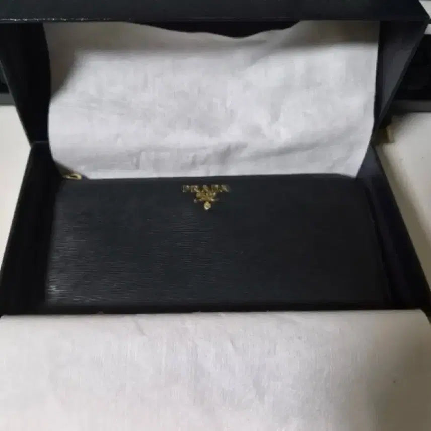 [BUNJANG] Prada Saffiano Wallet / 백화점) 프라다 사파이노 장지갑