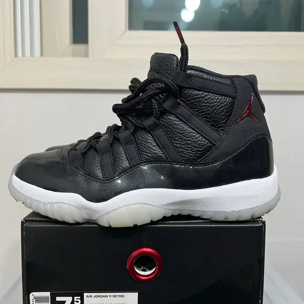 [BUNJANG] Nike Air Jordan 11 72-10 Men's Shoes / 나이키 조던11 72-10 255