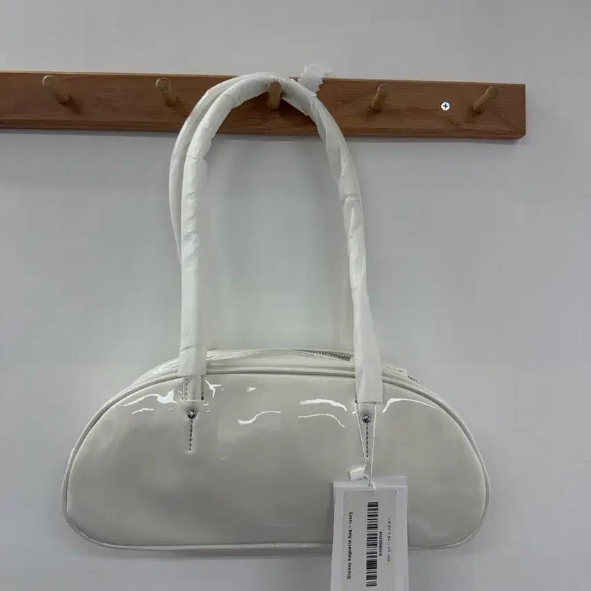 [BUNJANG] Somewhere Butter Glossy Baguette Bag - Ivory (New) / 썸웨어버터 글로시 바게트백 아이보리 새상품