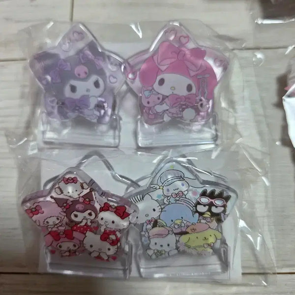 [BUNJANG] Sanrio Ichigo Shimbun Supplement Acrylic Clip Set / 산리오 이치고신문 부록 아크릴 집게