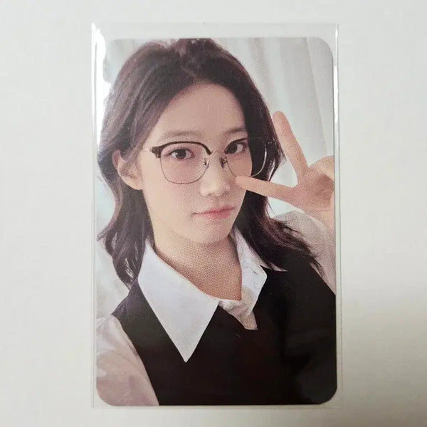 [BUNJANG] LE SSERAFIM Kazuha Lucky Draw Photocard / 르세라핌 카즈하 특전 포카