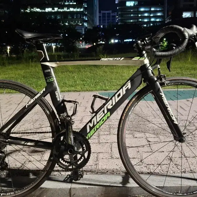 [BUNJANG] Merida Reacto 400 Lampre Edition Aerodynamic Road Bicycle / [상급구성]메리다 리액토 400 람프레 에디션