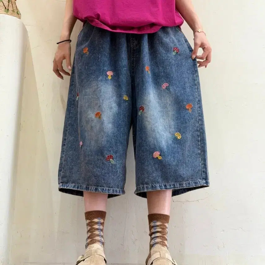 [BUNJANG] Mushroom Embroidery Wide Denim Culottes / 새상품) 버섯 자수 와이드 데님 팬츠  배기핏