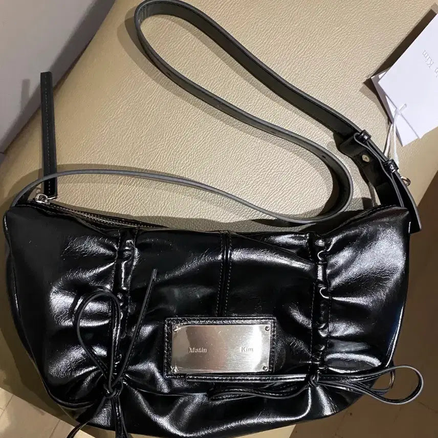 [BUNJANG] Matinkim Shirring Ribbon Round Bag / 마뗑킴 셔링 리본 라운드백 새상품