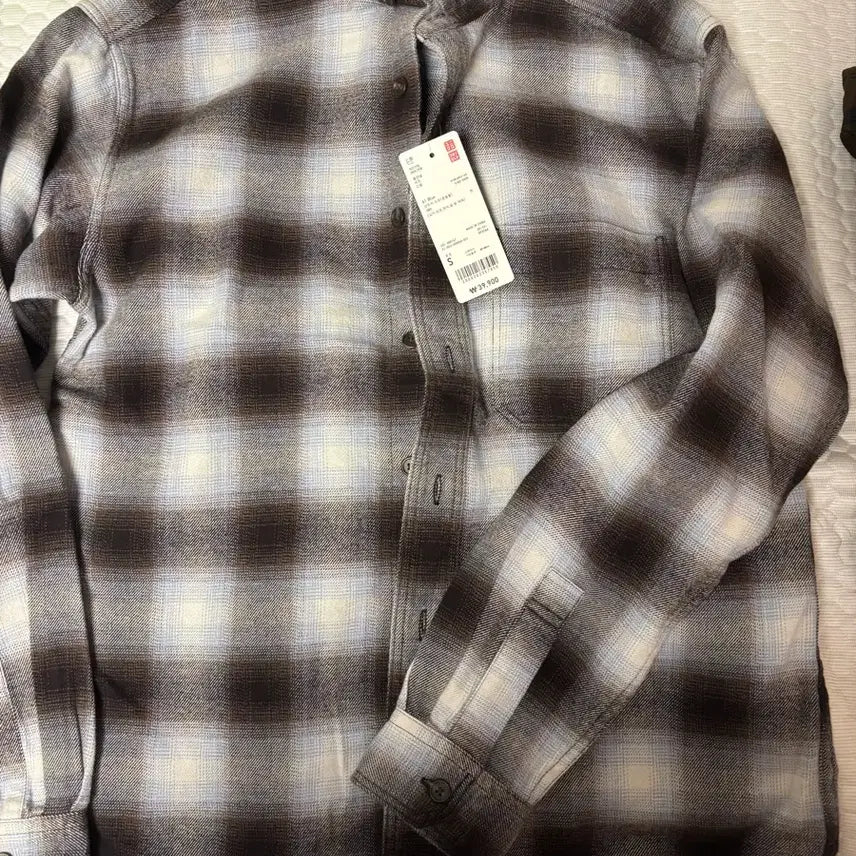 [BUNJANG] Uniqlo Flannel Long-Sleeve Shirt / 유니클로 플란넬 셔츠 긴팔 (새상품)