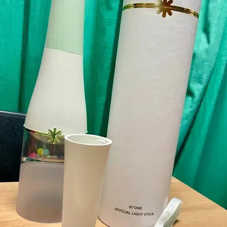 [BUNJANG] IZ*ONE Official Lightstick + Chaewon Accessory / 아이즈원 응원봉 + 채원 악세서리