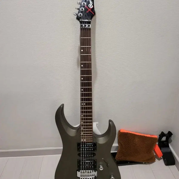 [BUNJANG] Colt X6 Superstrat Electric Guitar / 콜트 X6 슈퍼스트렛 일렉기타