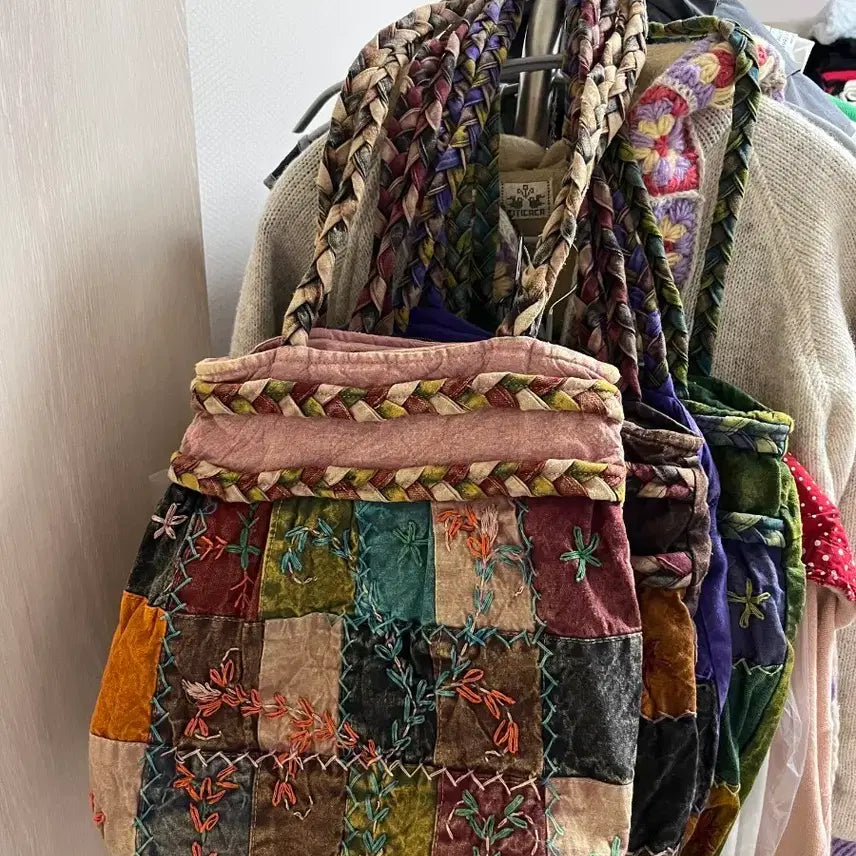 [BUNJANG] Jigune Vintage Patchwork Shoulder Bag / 지구네빈티지 지구샵 히피 패치워크 숄더백 타로밀크