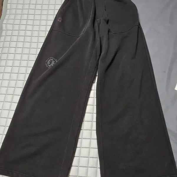 [BUNJANG] Polilu Fatigue Sweatpants Bleached Black Size 1 / 폴리테루 퍼티그 스웨트팬츠 블리치드블랙 1사이즈