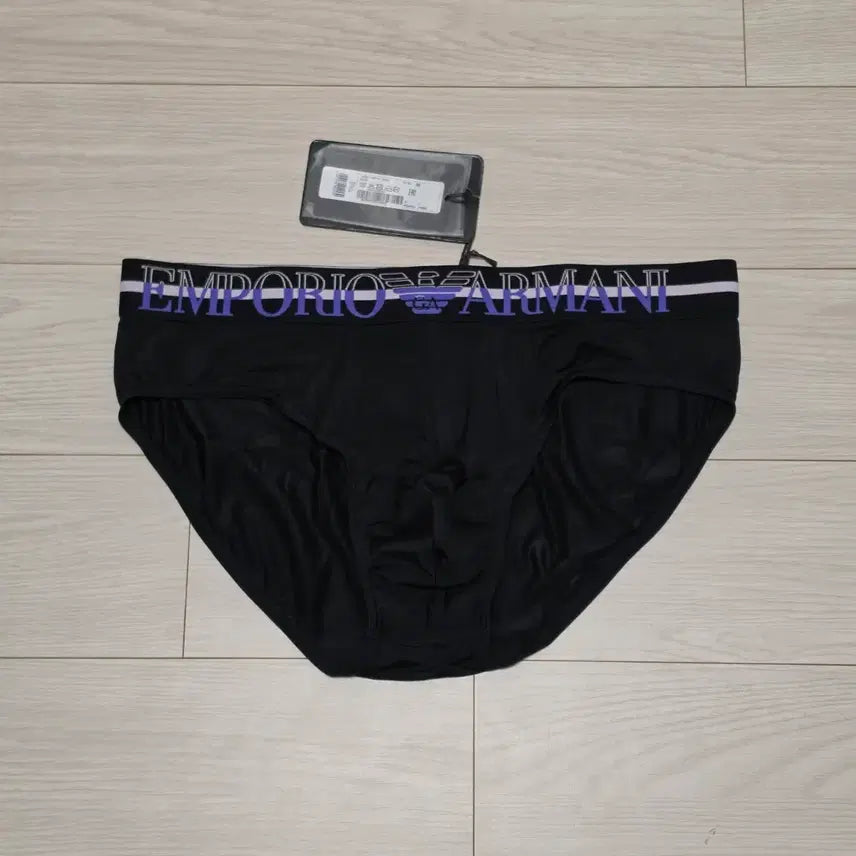 [BUNJANG] Emporio Armani Men's Briefs with Logo Detail / [M] Emporio Armani 삼각 팬티 브리프 라인 로고 블랙 엠포리오 아르마니