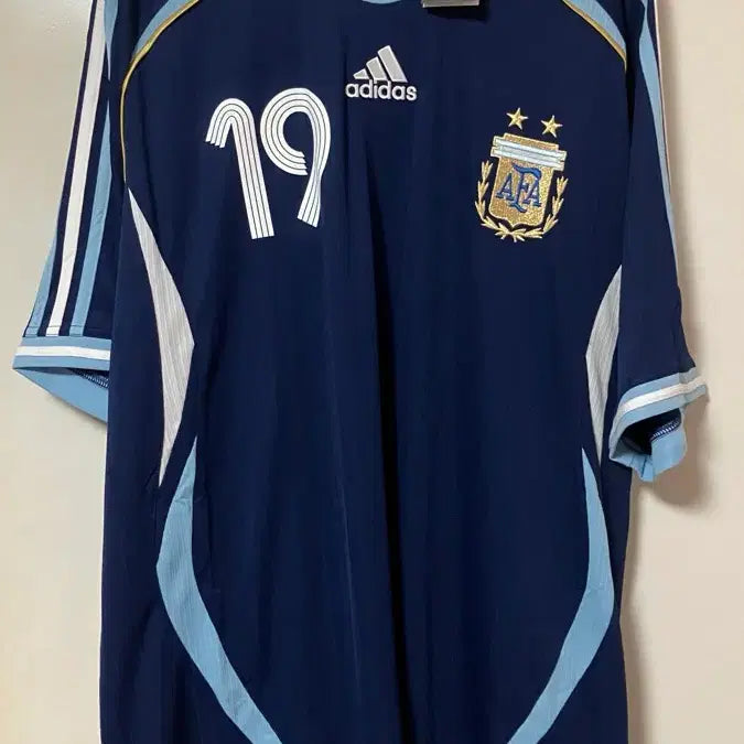 [BUNJANG] Adidas 2006-2008 Argentina Away Football Jersey Messi / 아디다스 06-08 아르헨티나 어웨이 축구 유니폼 메시