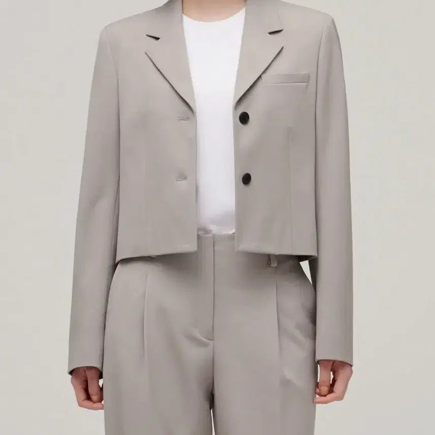 [BUNJANG] Musinsa Standard Women's Cropped Blazer - Size S (Light Beige) / [실사있음] 무신사 스탠다드 크롭 블레이저 S사이즈