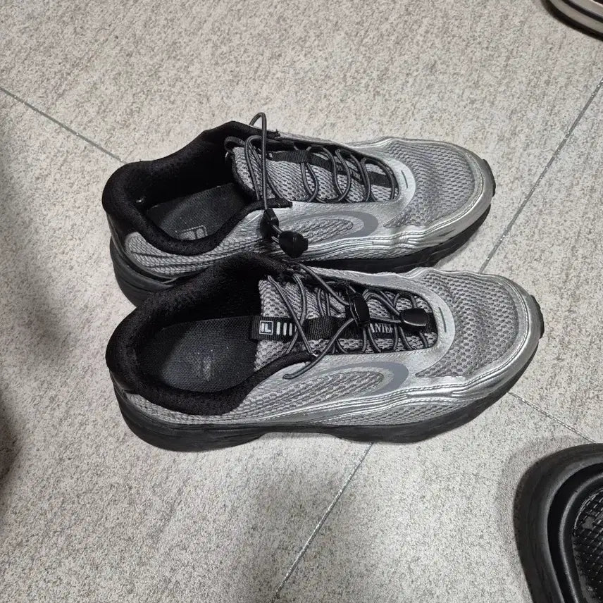 [BUNJANG] Fila Panther Sneakers 250mm / 휠라 판테라 250size