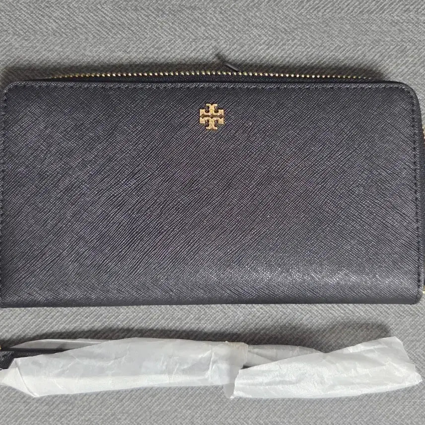 [BUNJANG] Tory Burch Emerson Saffiano Continental Wristlet Wallet Black / [미사용] 토리버치 에머슨 사피아노 리스틀릿 컨티넨탈 지갑