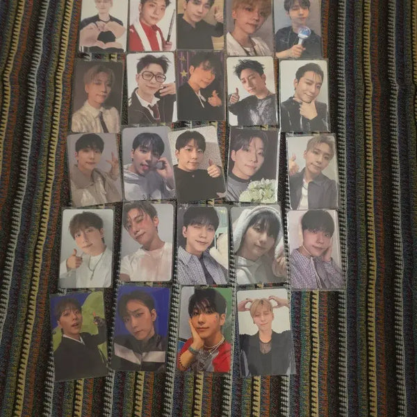 [BUNJANG] XDINARY HEROES Gunil Photocard Bundle Set POB Included / 24장일괄) 엑디즈 건일 포토카드  미공포O 일괄판매