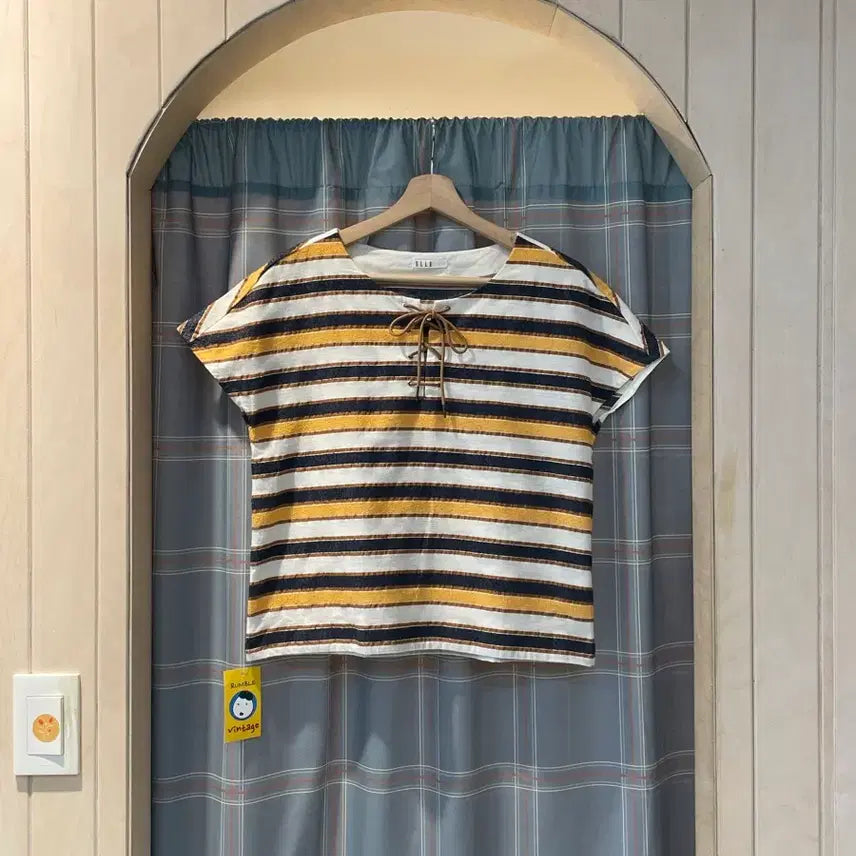 [BUNJANG] Elle Striped Eyelet Blouse / 엘르 스트라이프 아일렛블라우스