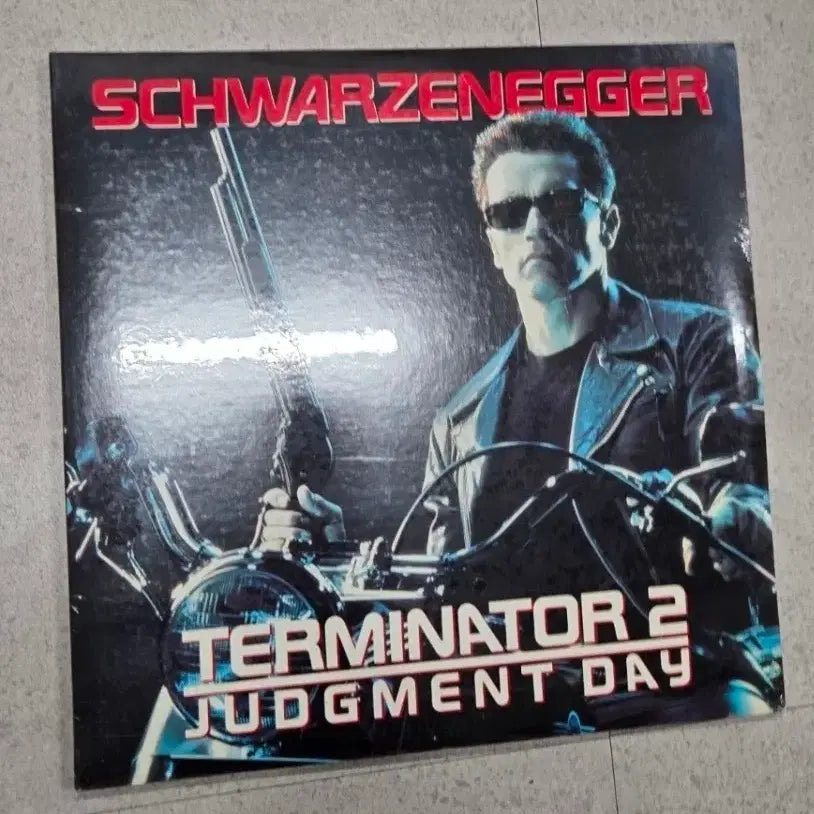 [BUNJANG] Terminator 2: Judgment Day LaserDisc (LD) - Sealed Collector's Item / [초희귀] 미개봉 터미네이터2 엘디 레이저디스크 LD 소장품
