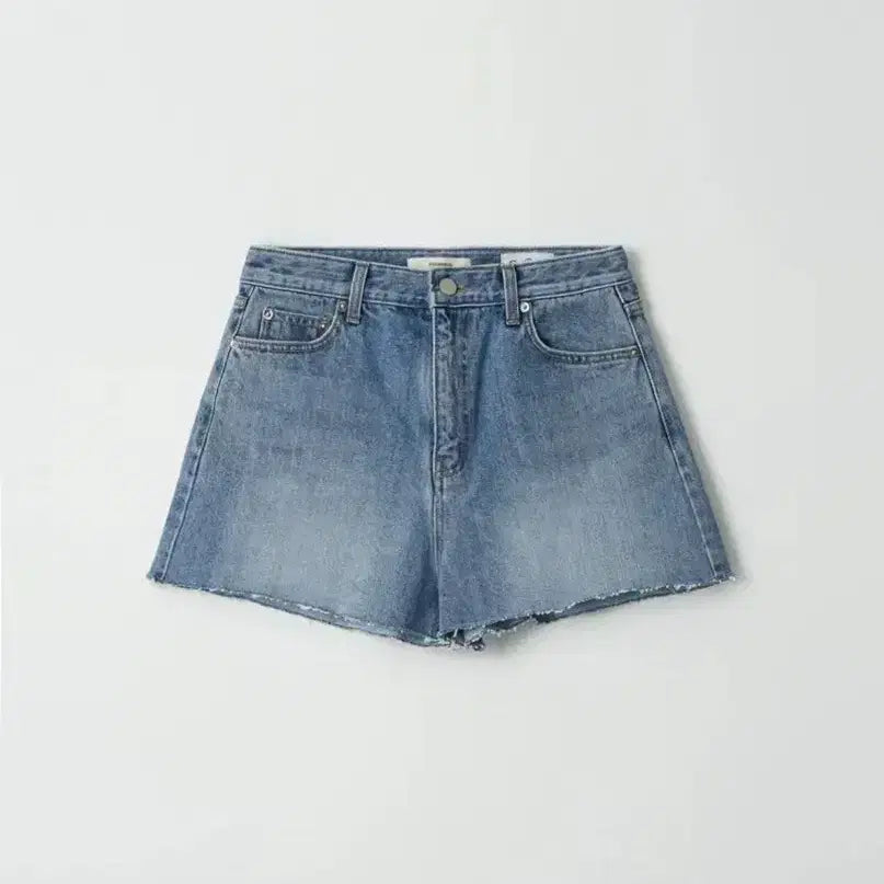 [BUNJANG] Yoonseul Shop Flare Denim Shorts (1size) / (새상품) 윤슬샵 플레어 데님 쇼츠 flare denim (1size)