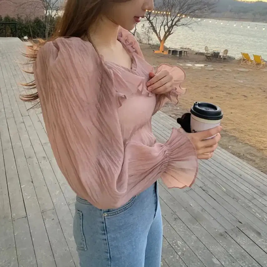 [BUNJANG] Fromthenon Chiffon Ruffle Blouse / 프롬데이원 쉬폰 블라우스
