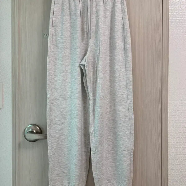 [BUNJANG] Adeba Cloud Jogger Pants Light Grey S / 아데바 클라우드 조거 팬츠 라이트그레이 S