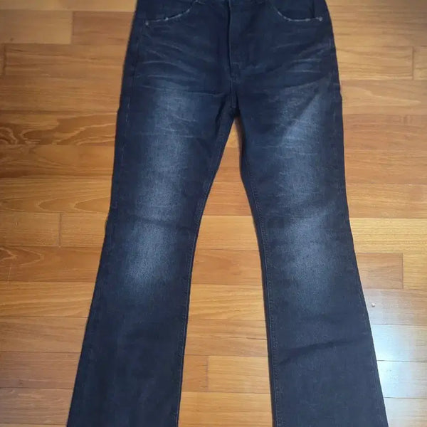 [BUNJANG]  Elwood Slash Flare Denim Washed Black Size 44 / 엘무드 슬래시 플레어 데님 워시드 블랙 44