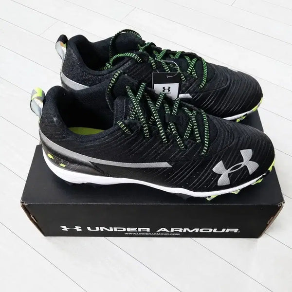 [BUNJANG] Under Armour Baseball Cleats Black Neon Accent / 언더아머 야구화 검정색 네온 포인트