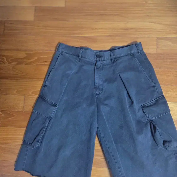 [BUNJANG] Tonywack Garment Dyed Cotton Cargo Shorts Carbon Size 32 / 토니웩 가먼트 다이드 코튼 카고 쇼츠 카본 32