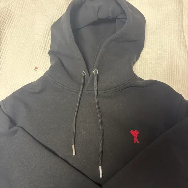[BUNJANG] AMI Hoodie Black / 아미 후드티 블랙 판매합니다
