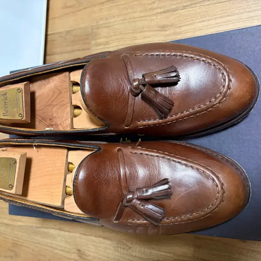 [BUNJANG] Brooks Brothers Tassel Loafers Brown Size 8 / 브룩스 브라더스 로퍼 브라운 8