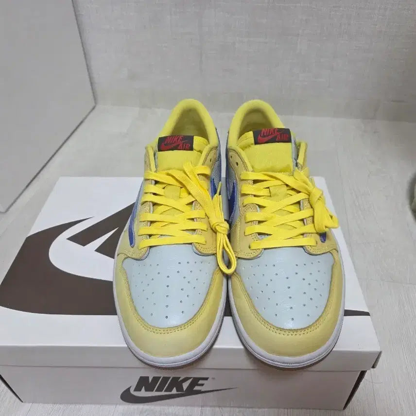 [BUNJANG] Travis Scott Jordan 1 Low Canary Sneakers (Size 285) / 조던 트레비스 스캇 285 카나리 새상품 팝니다
