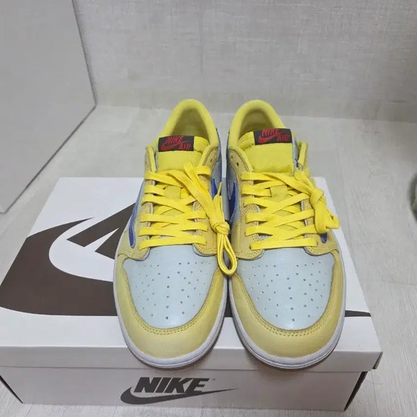 [BUNJANG] Travis Scott Jordan 1 Low Canary Sneakers (Size 285) / 조던 트레비스 스캇 285 카나리 새상품 팝니다