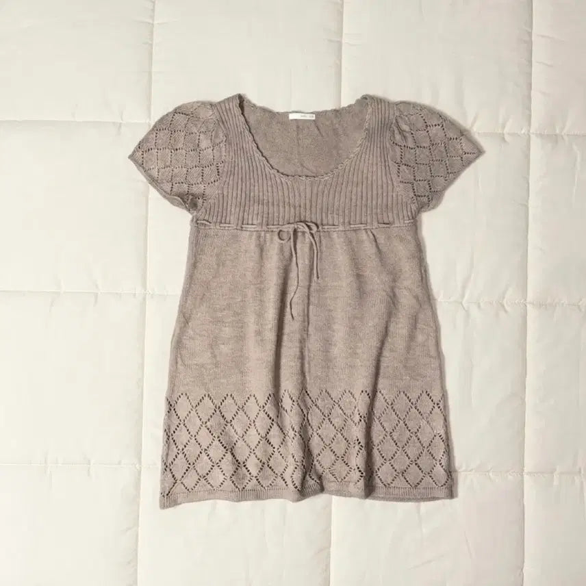 [BUNJANG] Hagumi Mori Girl Ribbon Punching Short Sleeve Knit / 하구미 모리걸 리본 펀칭 반팔 니트