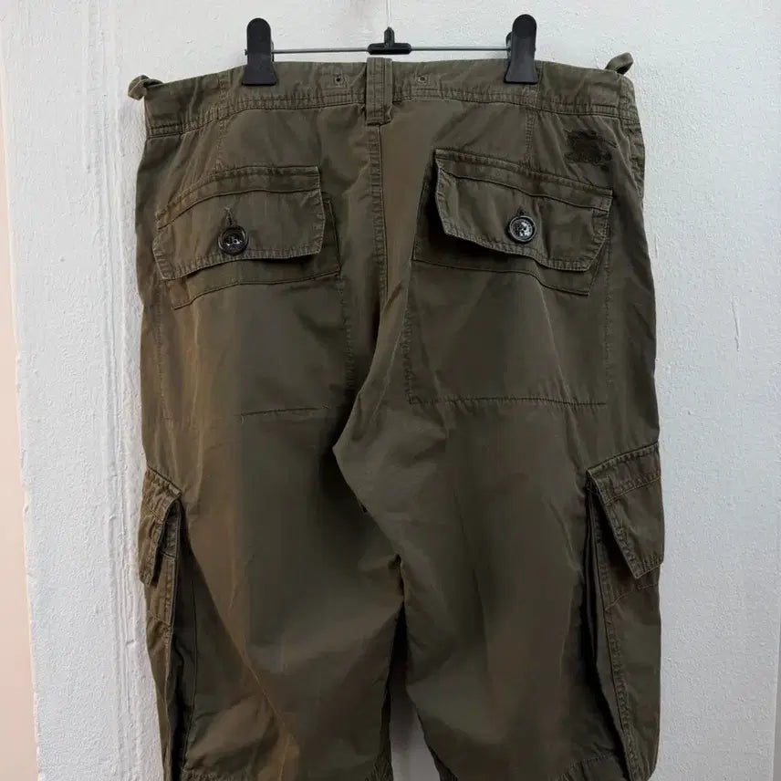 [BUNJANG] Burberry Brit Cargo Shorts / 버버리 브릿 카고 반바지