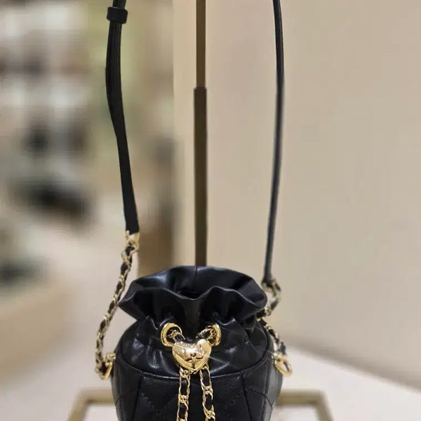 [BUNJANG] MCM Bokjumeoni New Chain Bag / 메트로시티 복주머니 신상체인백 (새상품)