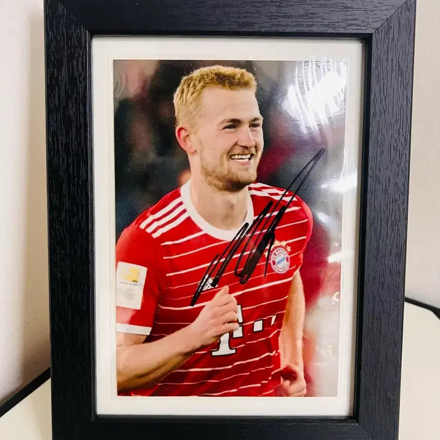 [BUNJANG] Matthijs de Ligt Autographed Framed 4x6 Photo / 뮌헨 더리흐트 친필싸인 액자
