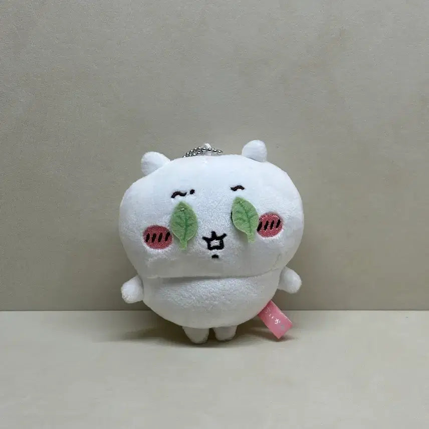 [BUNJANG] Chikawa Leaf Plush Keychain / 나뭇잎 치이카와 인형 키링