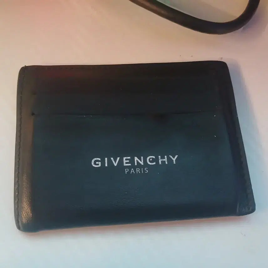 [BUNJANG] Givenchy Card Holder / 지방시 카드지갑 급처