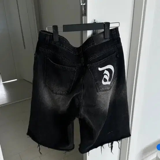 [BUNJANG] ODDODEUR Duke Bermuda Pants Size 1 / 오도어 버뮤다팬츠 Duke bermuda pants 1사이즈