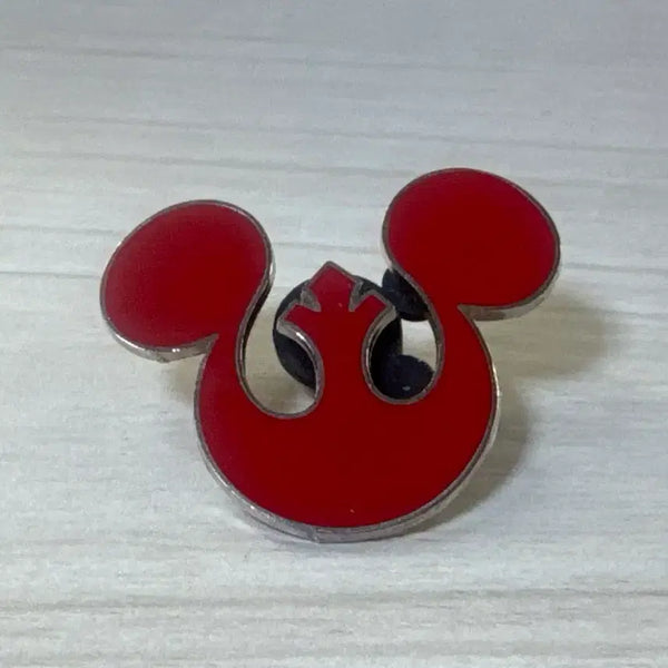 [BUNJANG] Disney Mickey Mouse Red Badge / 디즈니 미키마우스 뱃지