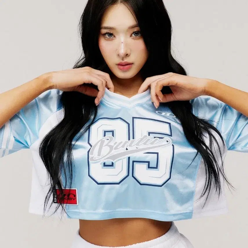 [BUNJANG] BORNTOWIN W Rugby Jersey Cropped T-Shirt [Light Blue] / 본투윈 W 럭비 저지 크롭 티셔츠 [LIGHT BLUE]