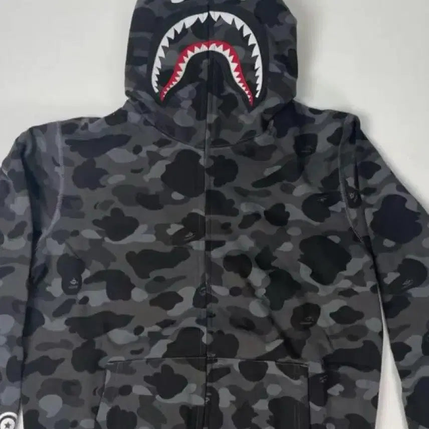 [BUNJANG] BAPE Hoodie Zip-up Black / 베이프 후드집업 흑계 판매