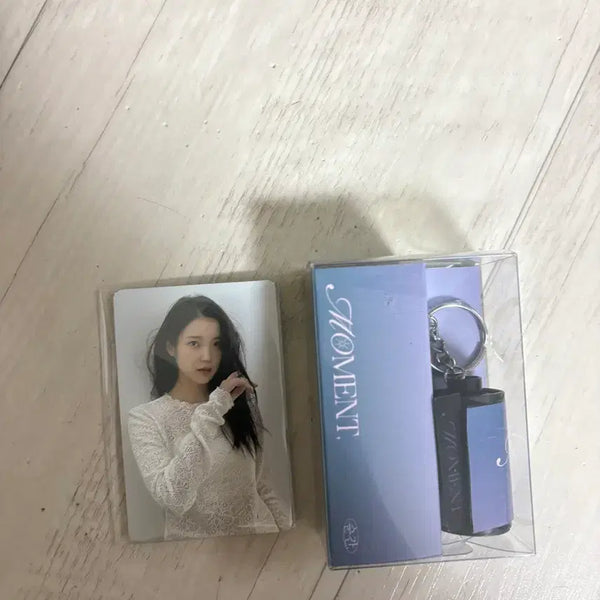 [BUNJANG] IU MOMENT Moment Photocard Film Keychain (Sealed) / (미개봉)아이유 MOMENT 순간 포토카드 필름키링
