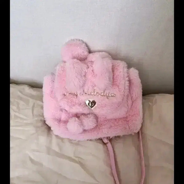 [BUNJANG] Sanrio My Melody Faux Fur Ribbon Backpack / 산리오 히메갸루 라떼갸루 핀터 마멜 퍼 리본 백팩