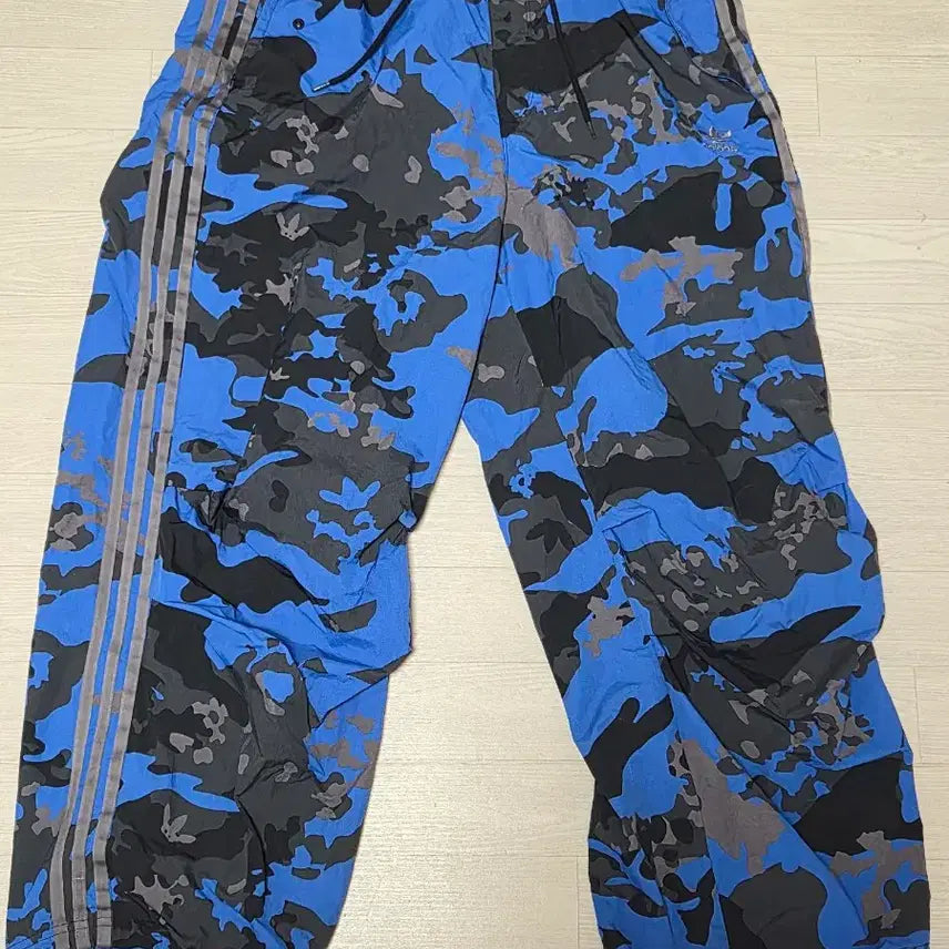 [BUNJANG] Adidas Camo Parachute Pants XL / 아디다스 카모 파라슈트 팬츠