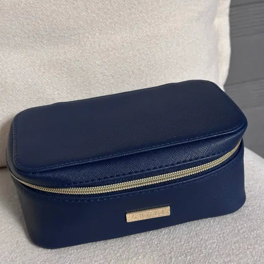 [BUNJANG] Korean Air GRAFF First Class Amenity Pouch - Blue (New) / (새상품) 대한항공 GRAFF 퍼스트 클래스 어메니티 파우치