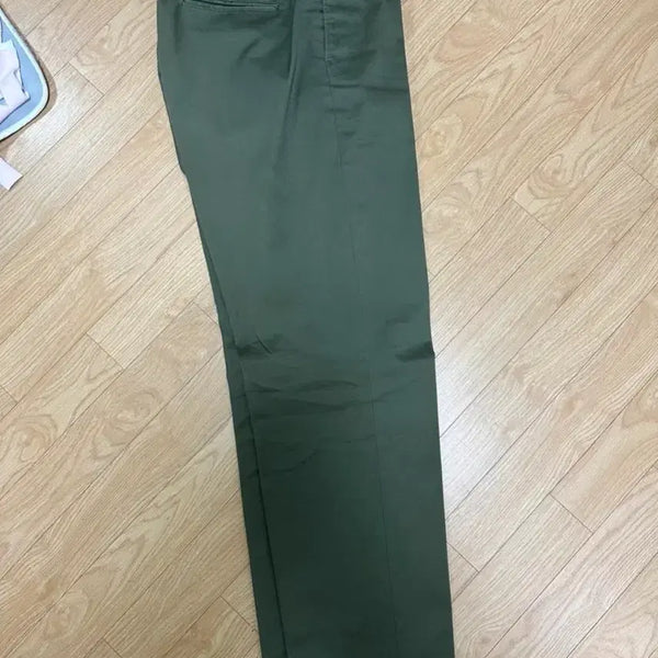 [BUNJANG] Pottery Tapered Pants Olive / 포터리 테이퍼드 팬츠 올리브 사이즈 4
