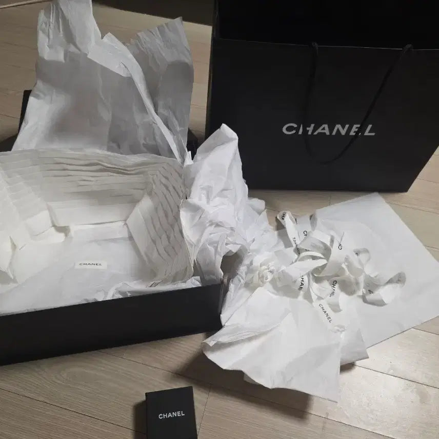 [BUNJANG] Chanel Large Magnetic Box Set with Accessory Mini Box and Shopping Bag / 명품박스샤넬 대형 가방 자석 박스 포장풀세트 + 악세사리 미니박스/쇼핑백